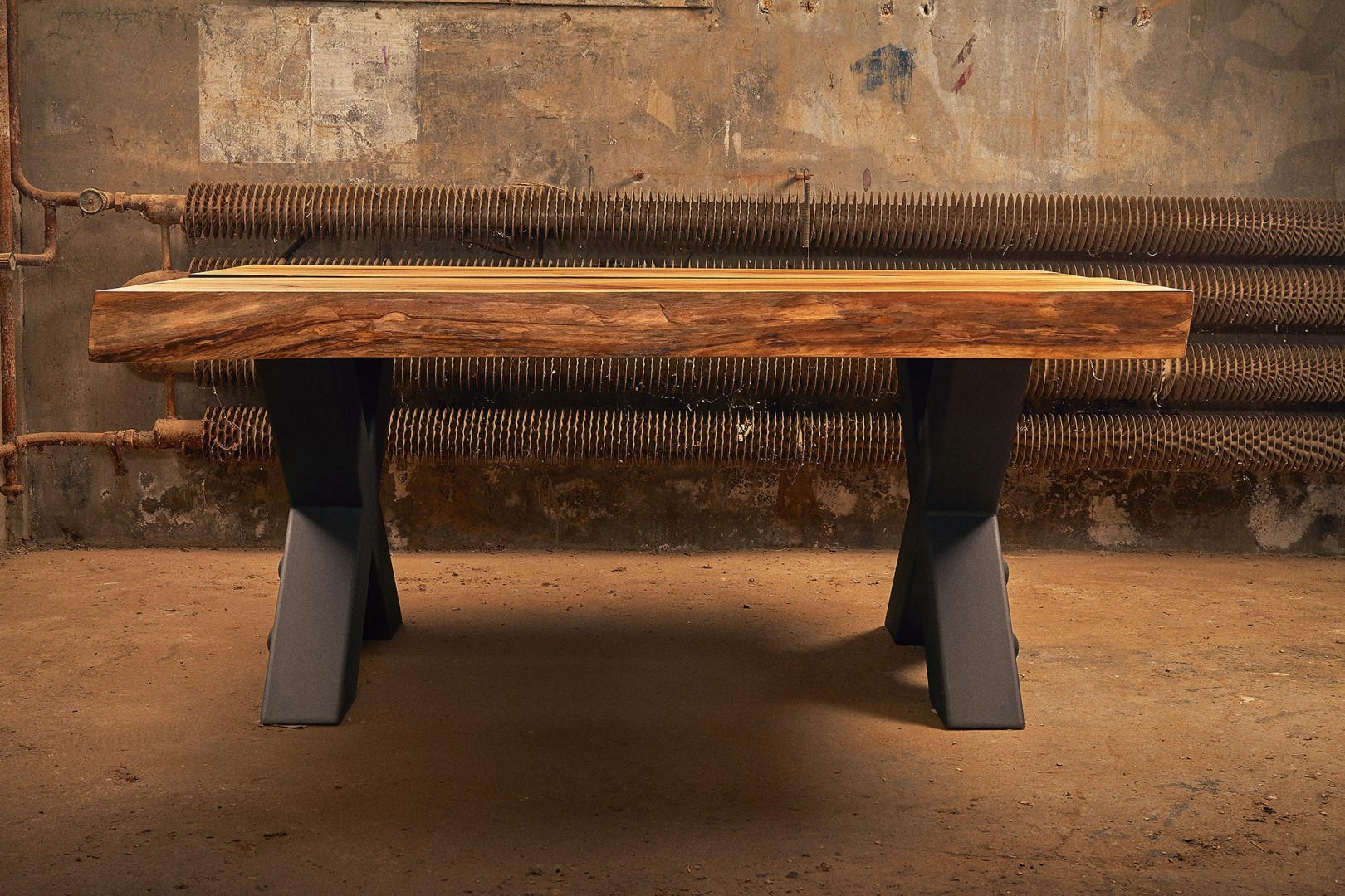 FaKOPA s. r. o. DIMA - exklusivní masivní stůl, dřevo magnolie + kov