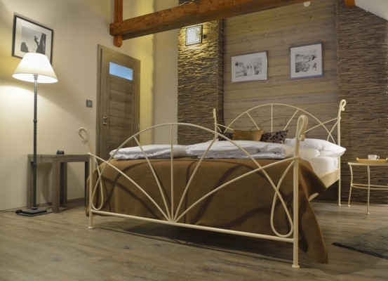 CORDOBA - nádherná kovová postel 160 x 200 cm